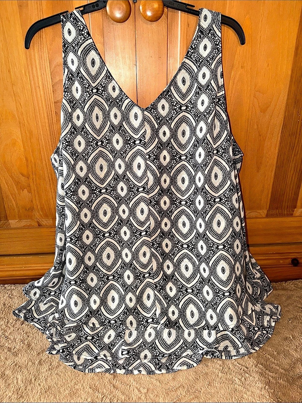 Lane Bryant Geometric Tank Top in Black & Gray Size 22 Like New